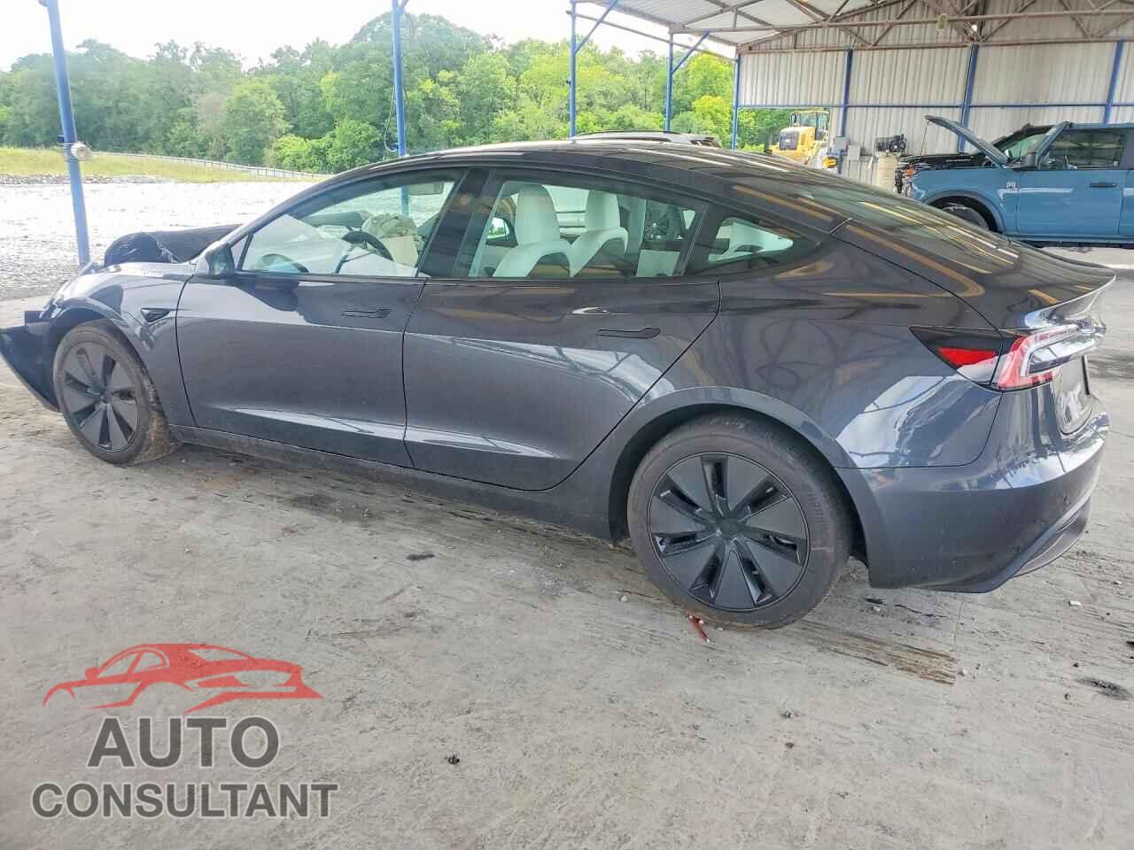 TESLA MODEL 3 2025 - 5YJ3E1EA0SF014782
