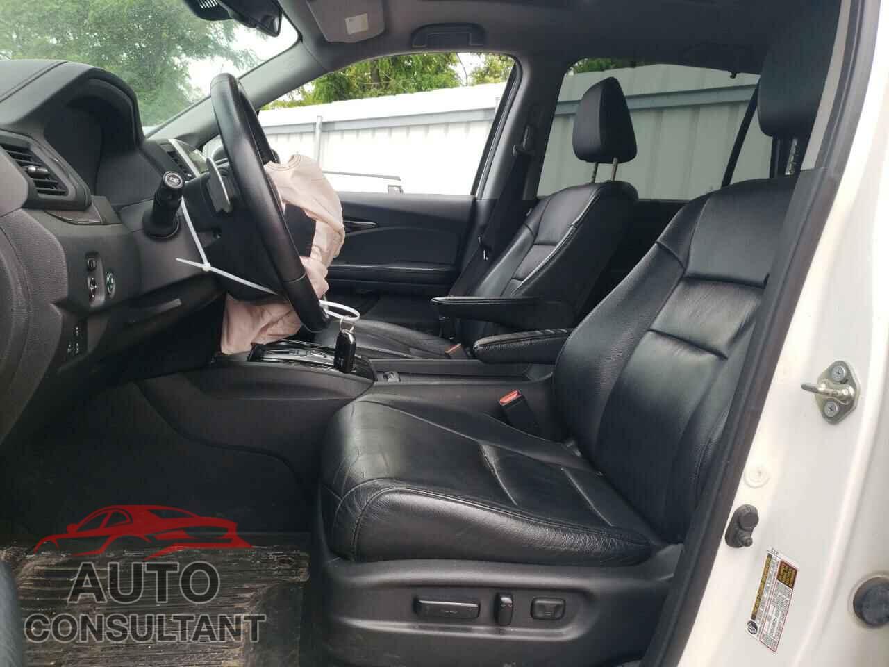 HONDA PILOT 2017 - 5FNYF6H93HB003060