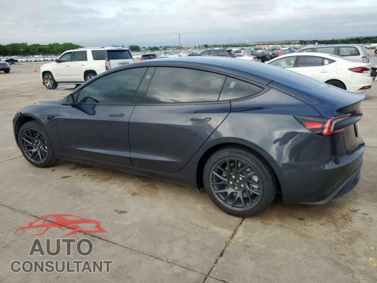 TESLA MODEL 3 2024 - 5YJ3E1EB9RF798785