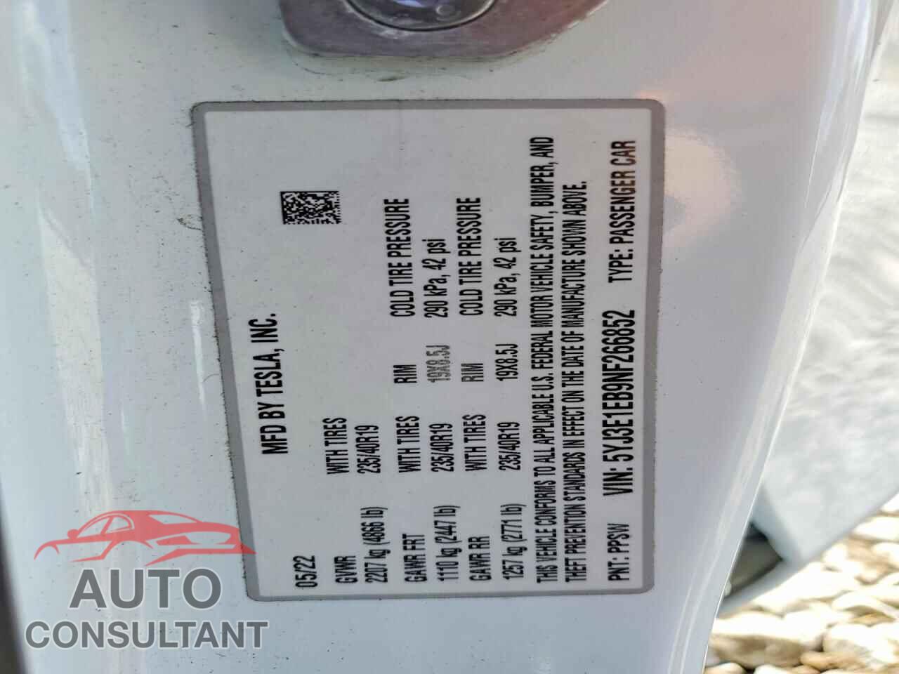 TESLA MODEL 3 2022 - 5YJ3E1EB9NF266852