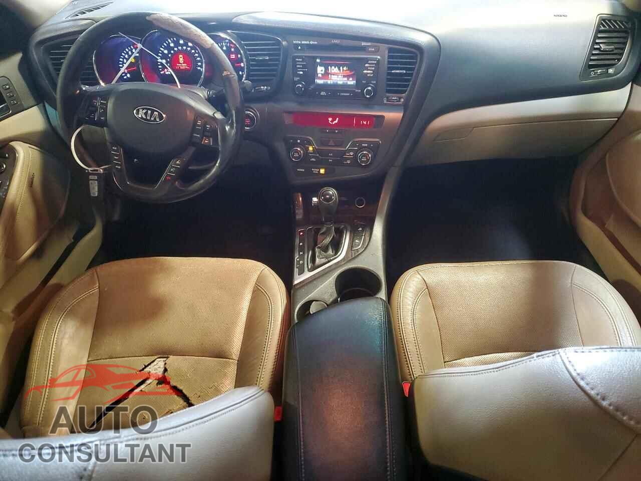 KIA OPTIMA 2013 - 5XXGN4A70DG180331