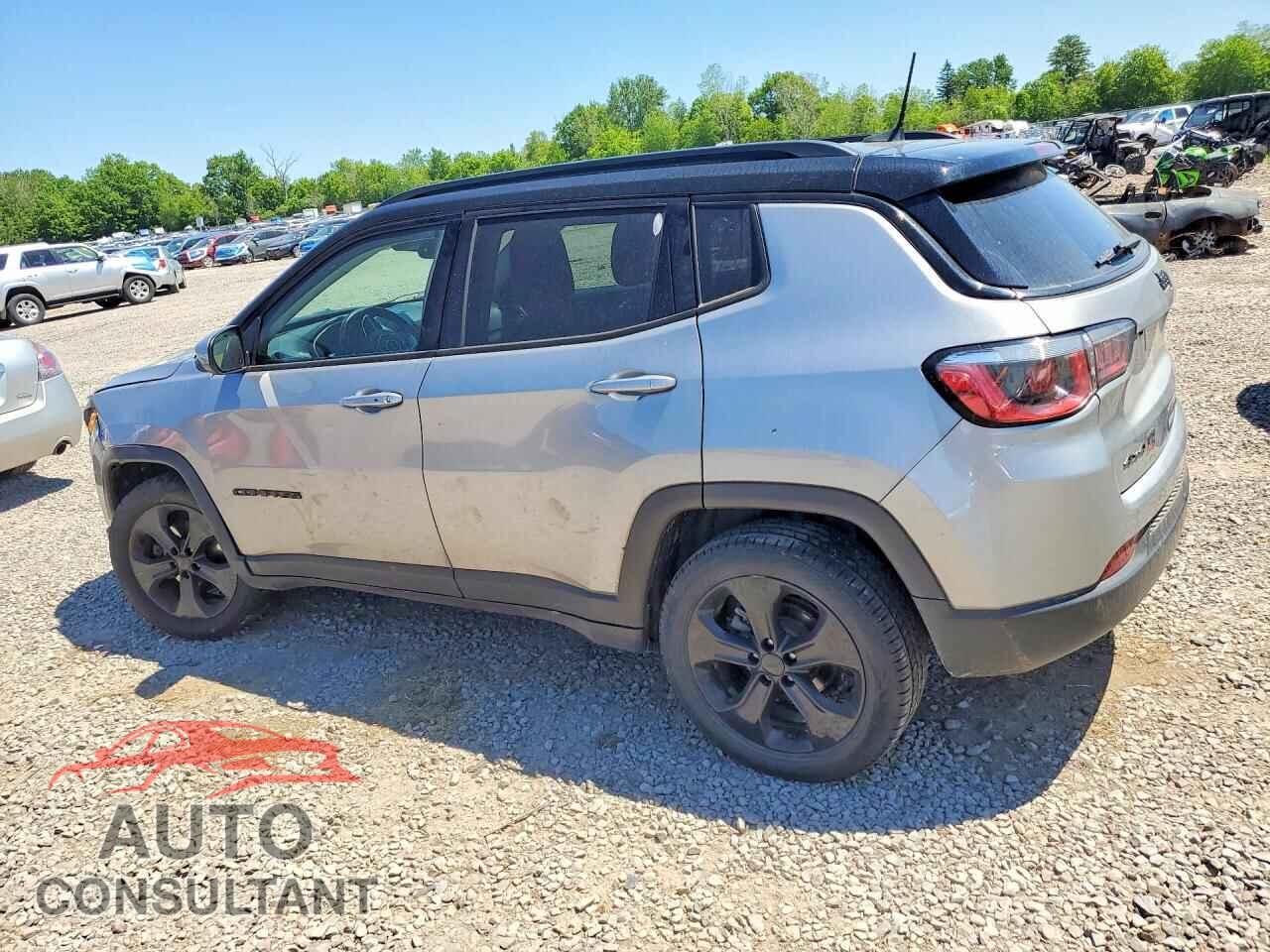 JEEP COMPASS 2018 - 3C4NJDBB8JT394683