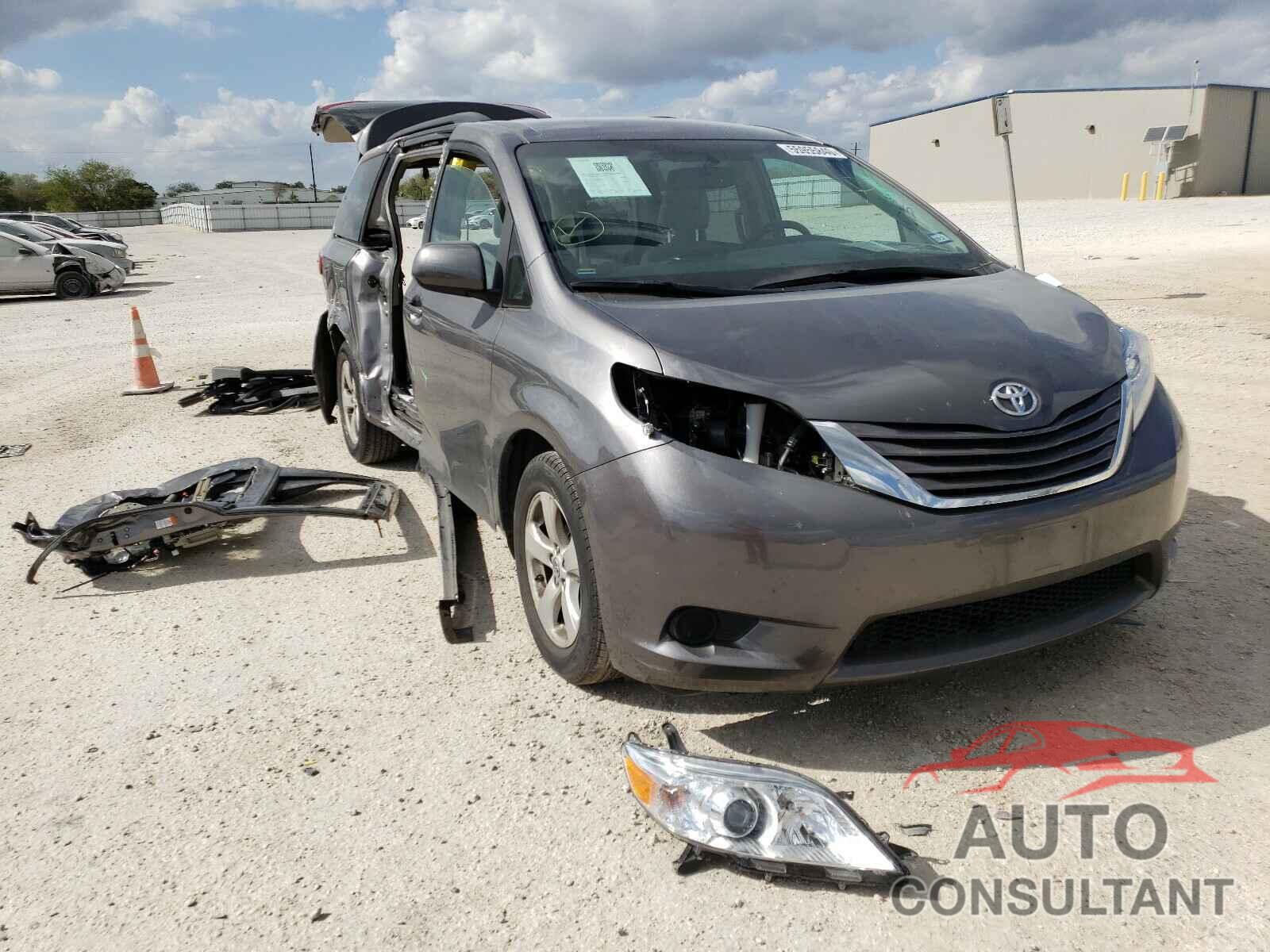 TOYOTA SIENNA 2017 - 5TDKZ3DC8HS865151