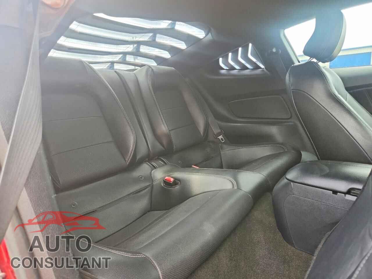 FORD MUSTANG 2017 - 1FA6P8CF8H5287743
