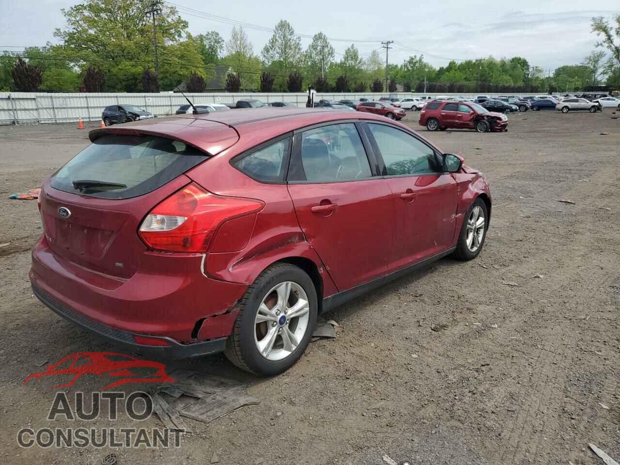 FORD FOCUS 2014 - 1FADP3K26EL326121