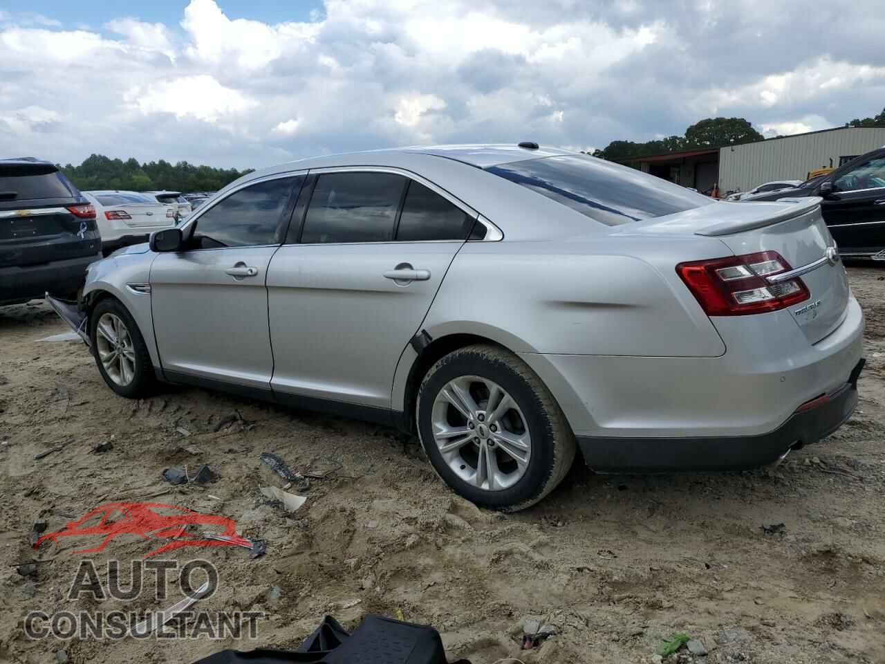 FORD TAURUS 2013 - 1FAHP2E8XDG229104