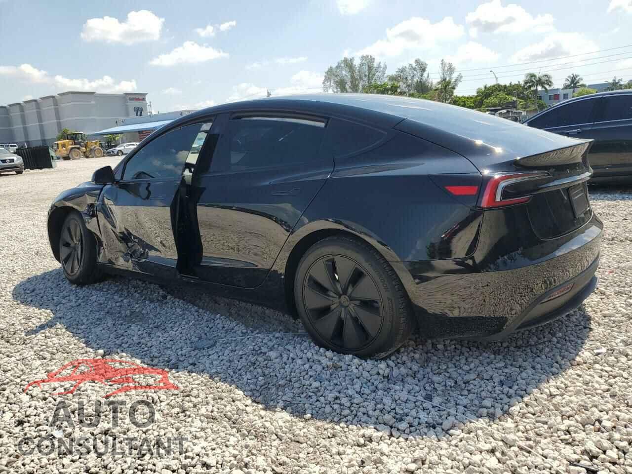 TESLA MODEL 3 2024 - 5YJ3E1EA6RF718348