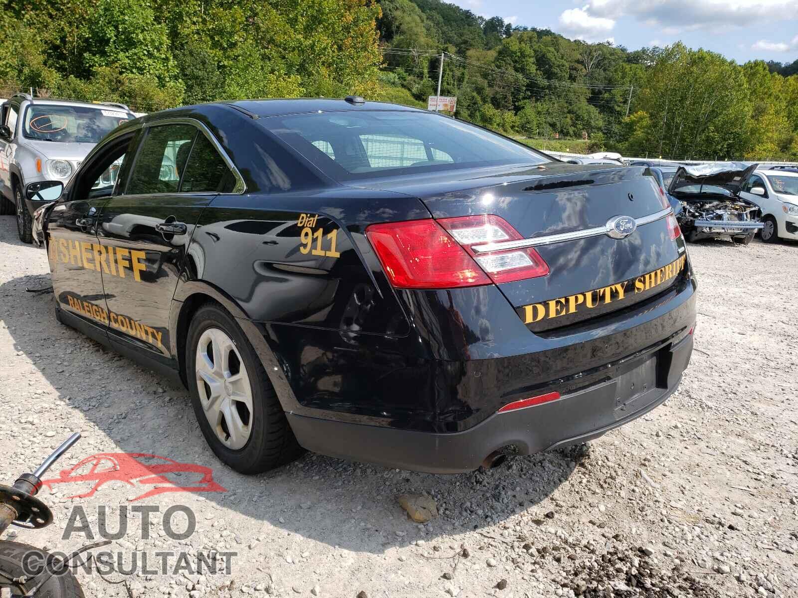 FORD TAURUS 2017 - 1FAHP2MT6HG120117