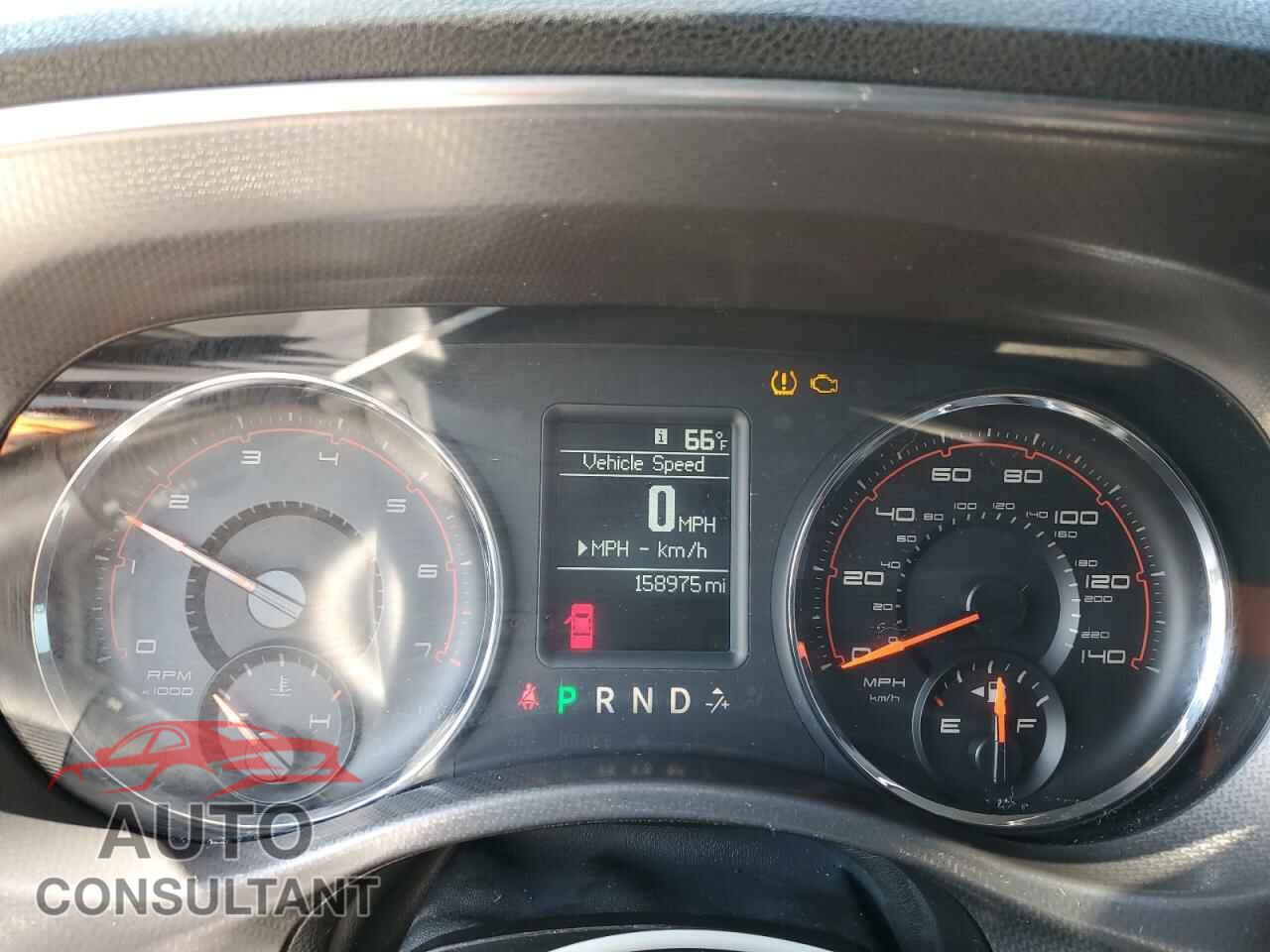 DODGE CHARGER 2011 - 2B3CL3CG2BH552632