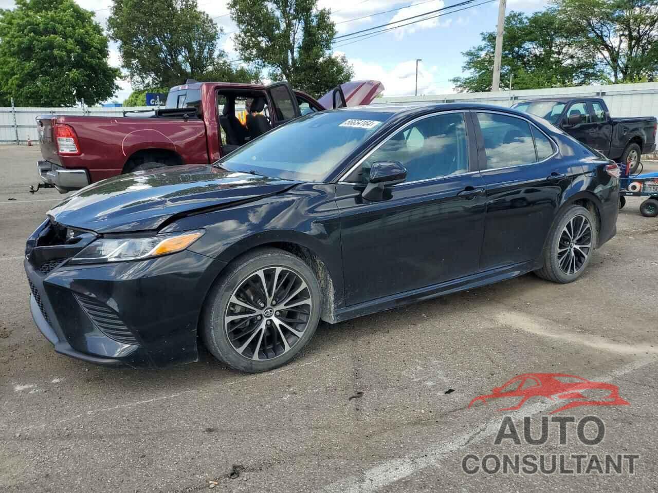 TOYOTA CAMRY 2018 - 4T1B11HK4JU523710