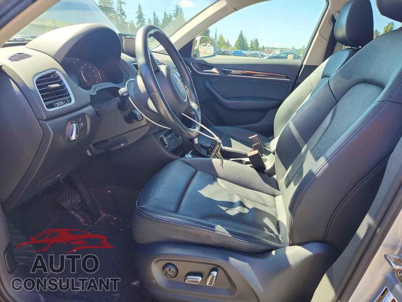 AUDI Q3 2016 - WA1EFCFS4GR014806