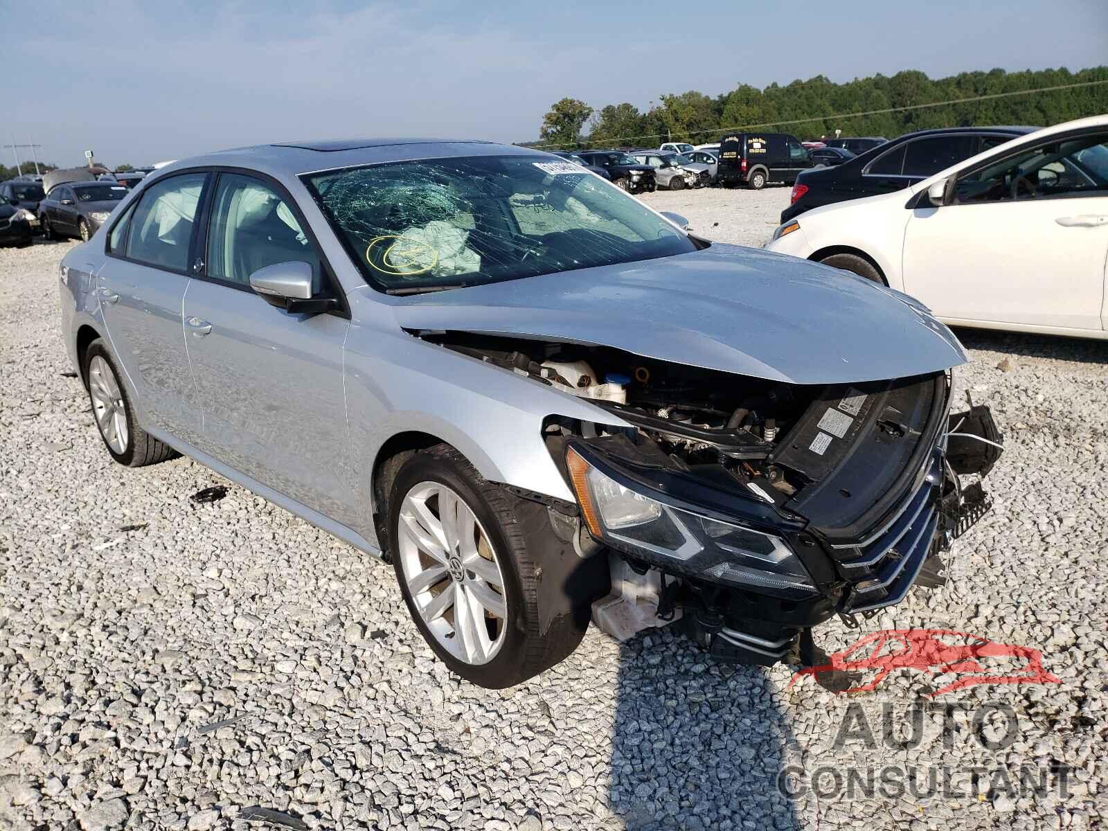 VOLKSWAGEN PASSAT 2019 - 1VWLA7A31KC003578