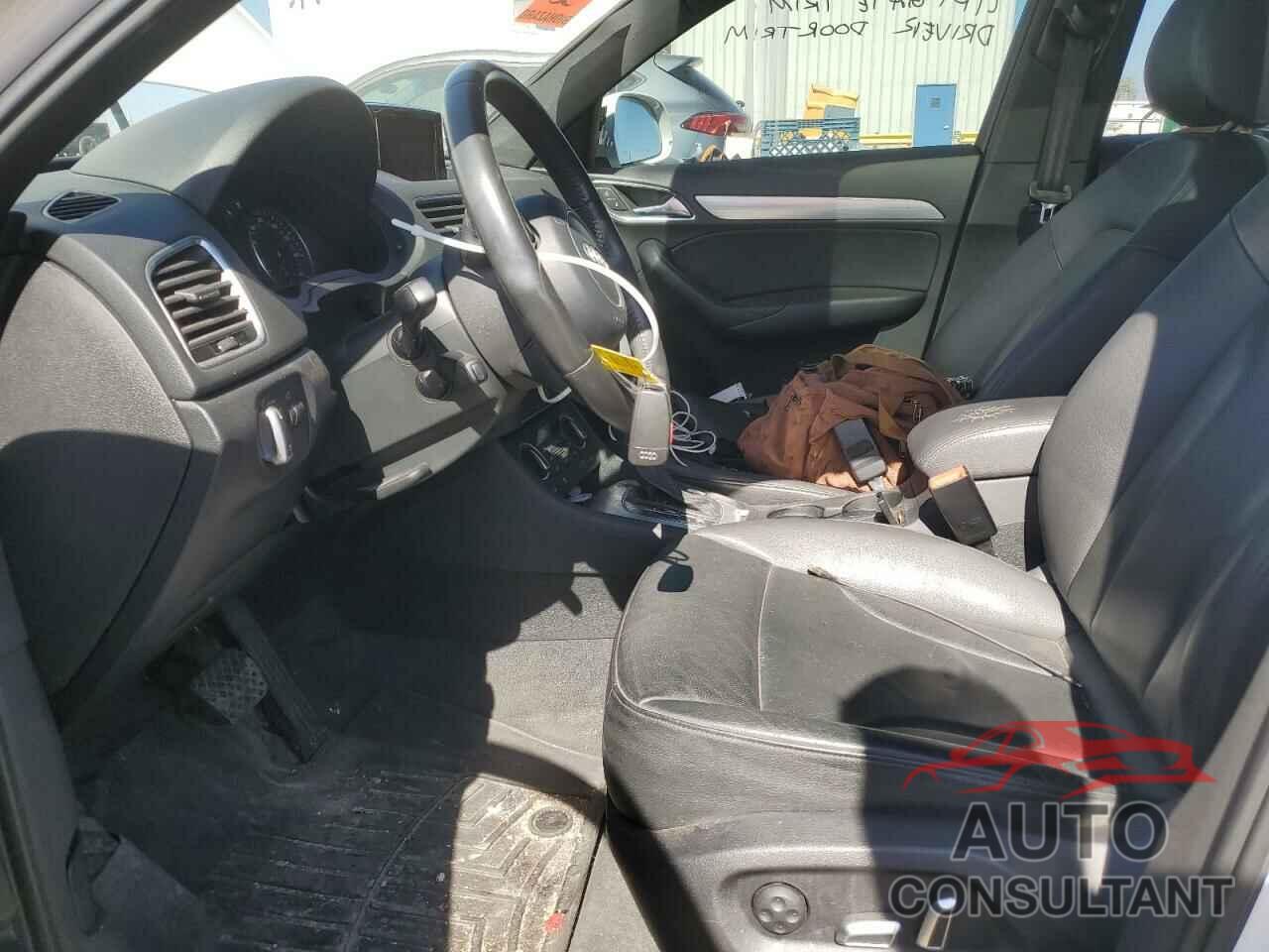 AUDI Q3 2016 - WA1GFCFS5GR004116