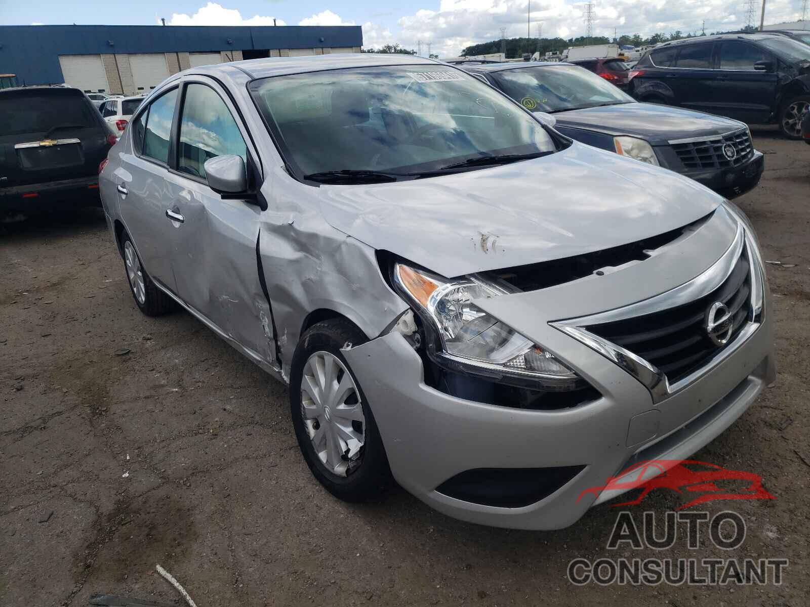 NISSAN VERSA 2019 - 3N1CN7AP1KL859545