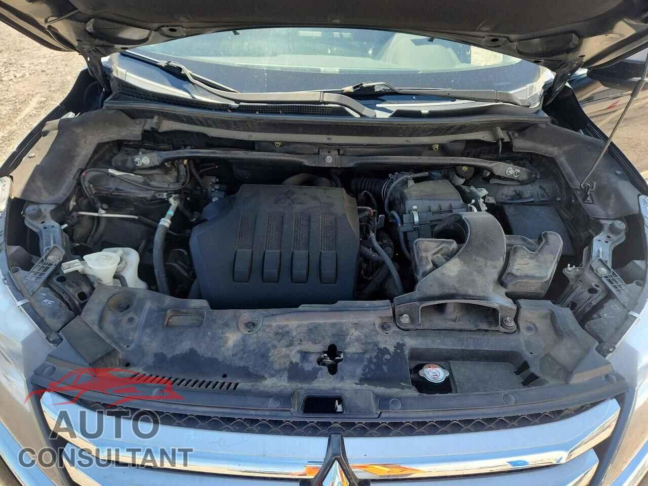 MITSUBISHI ECLIPSE 2018 - JA4AT5AA7JZ048795