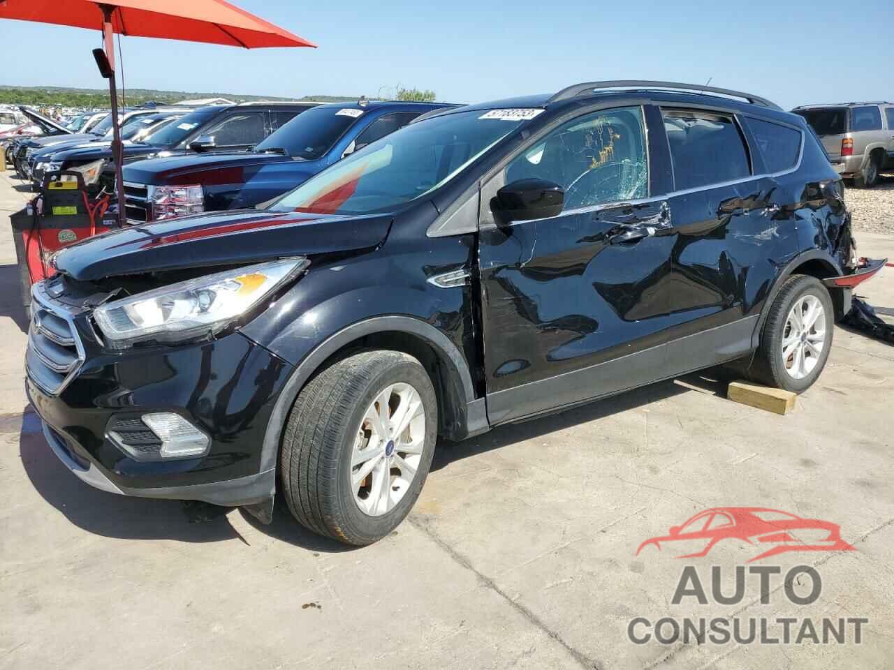 FORD ESCAPE 2017 - 1FMCU0GD8HUB03645