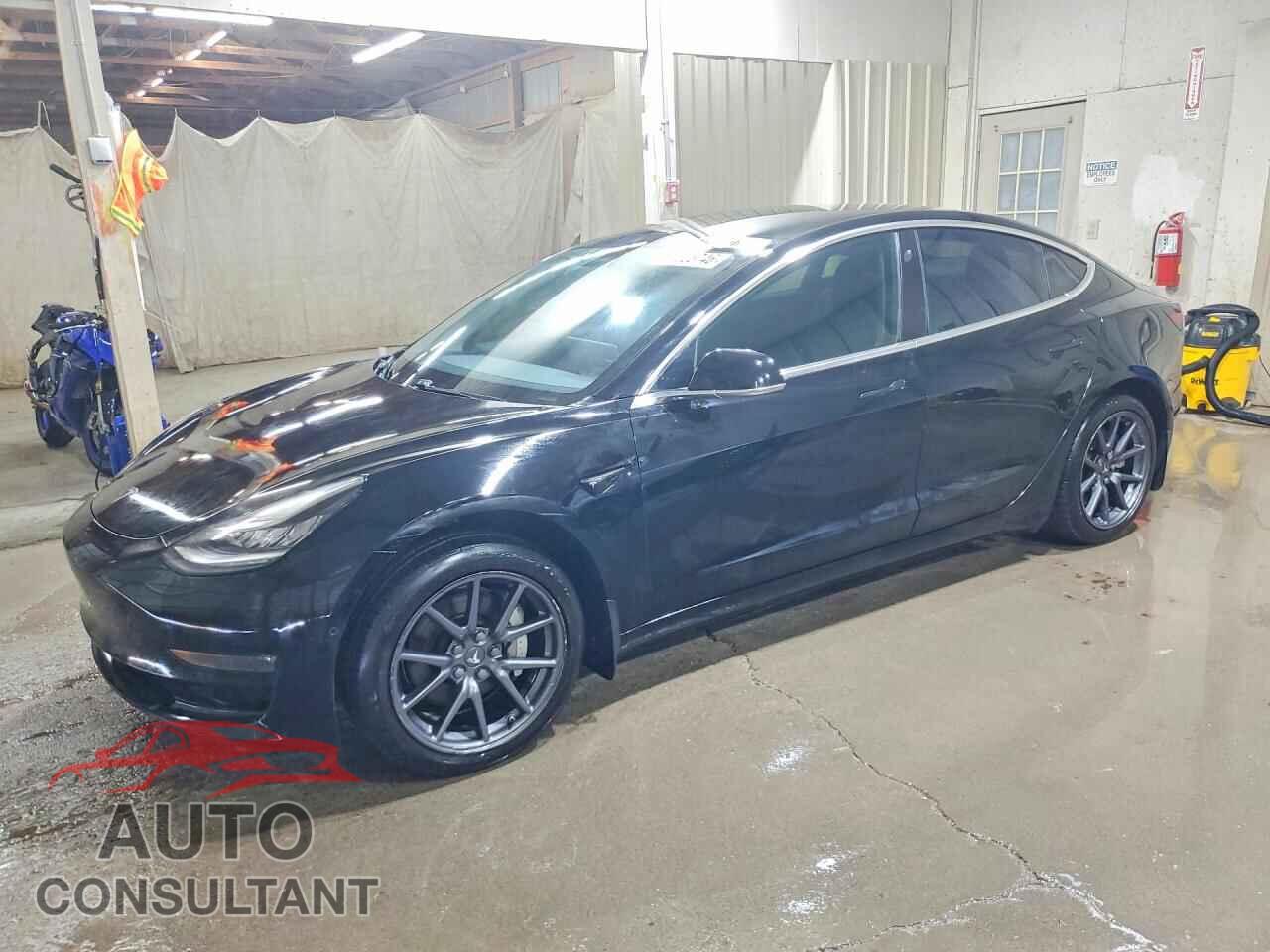 TESLA MODEL 3 2018 - 5YJ3E1EA6JF036204