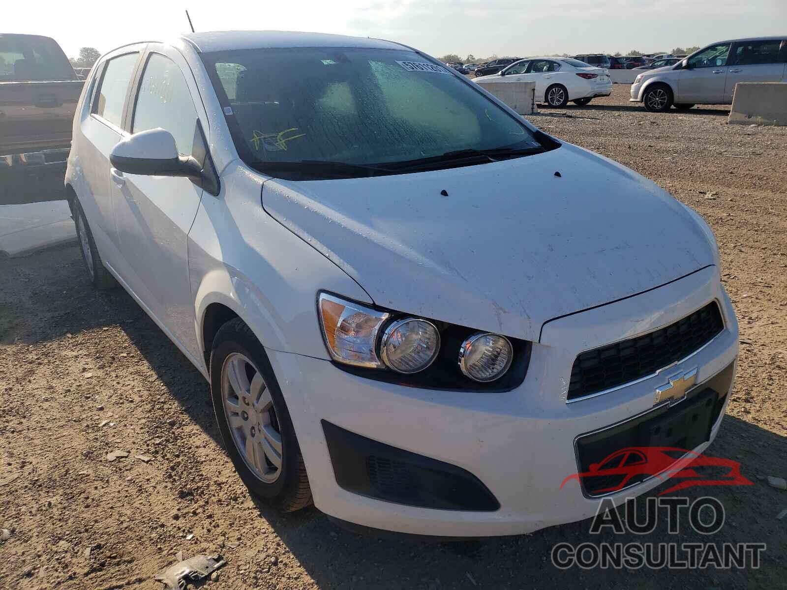 CHEVROLET SONIC 2016 - 1G1JC6SH7G4160423