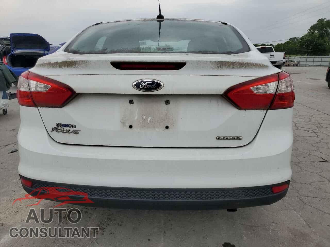 FORD FOCUS 2013 - 1FADP3E20DL349341