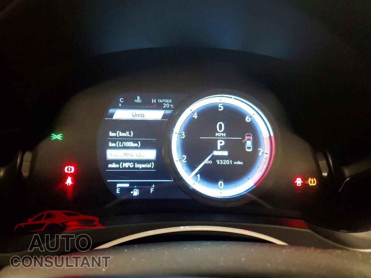 LEXUS IS 2015 - JTHCF1D22F5024940