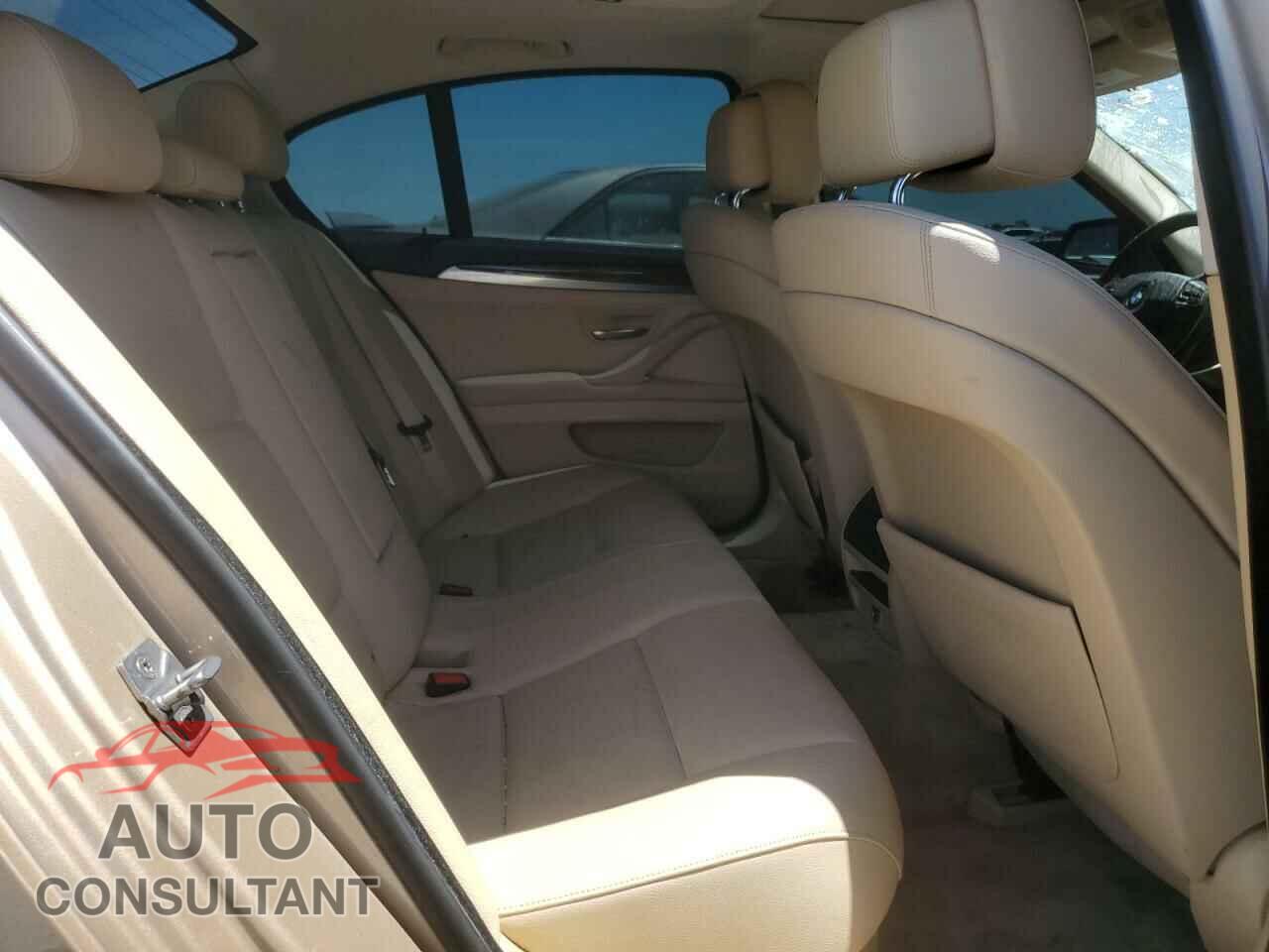 BMW 5 SERIES 2012 - WBAXG5C59CDW85348