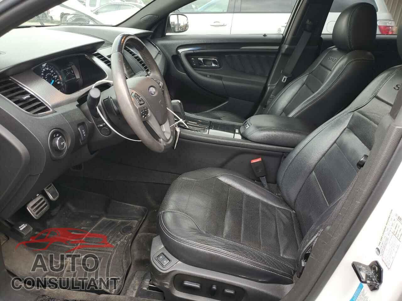 FORD TAURUS 2013 - 1FAHP2KT8DG118527