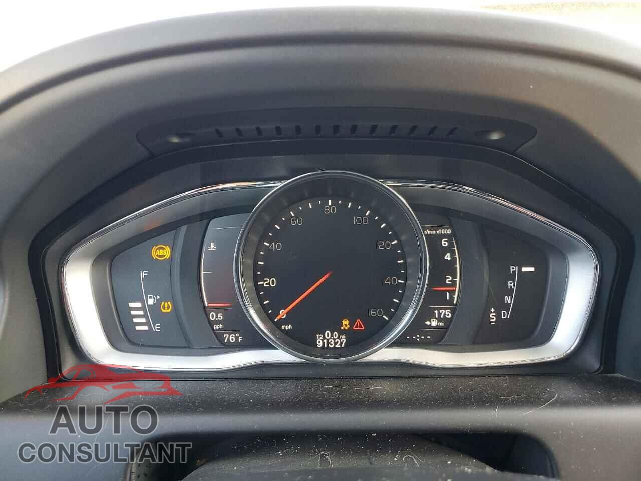 VOLVO XC60 2017 - YV440MDR8H2225720