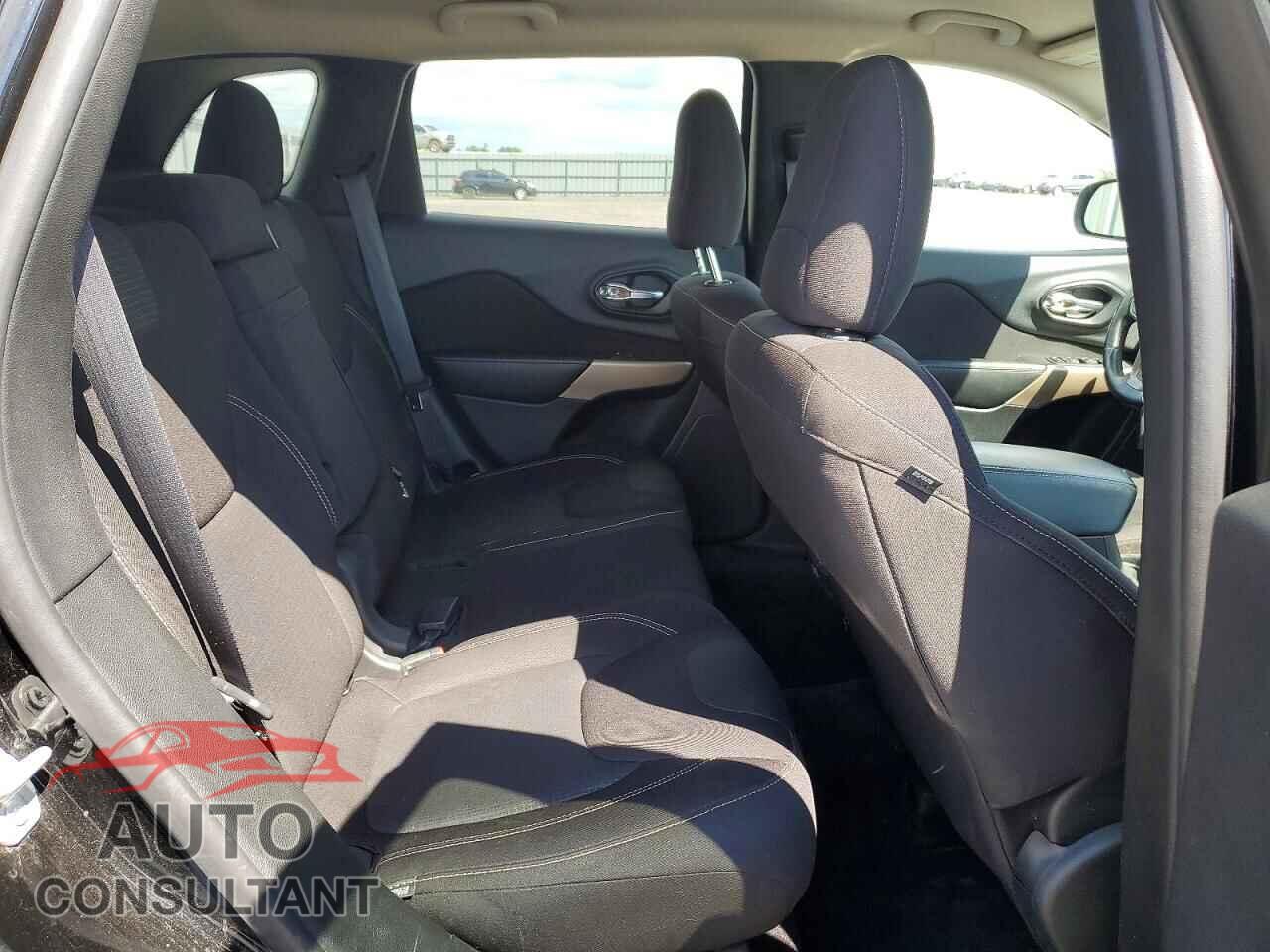 JEEP CHEROKEE 2017 - 1C4PJMCS8HW608468