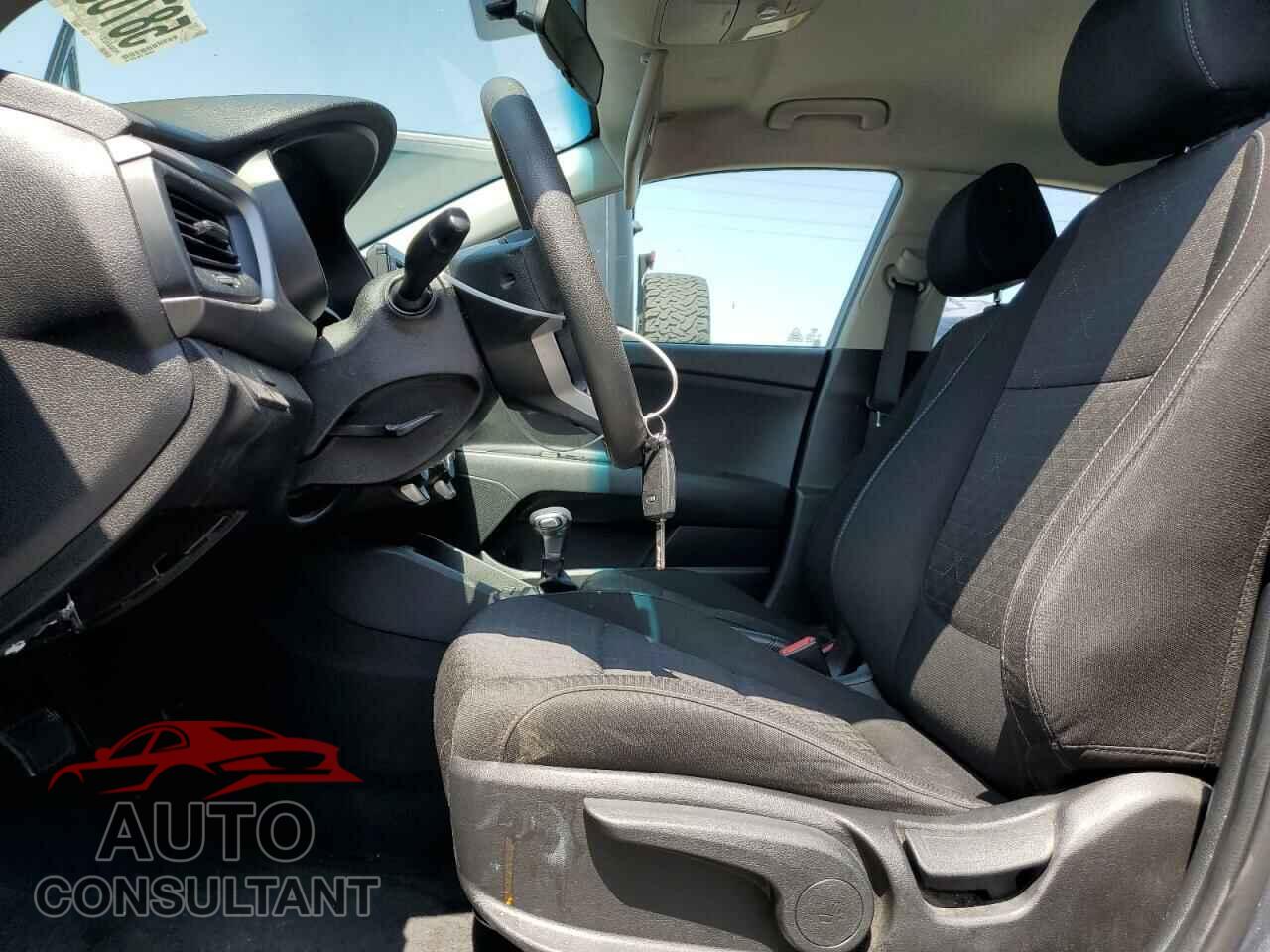KIA RIO 2019 - 3KPA24AB9KE166310