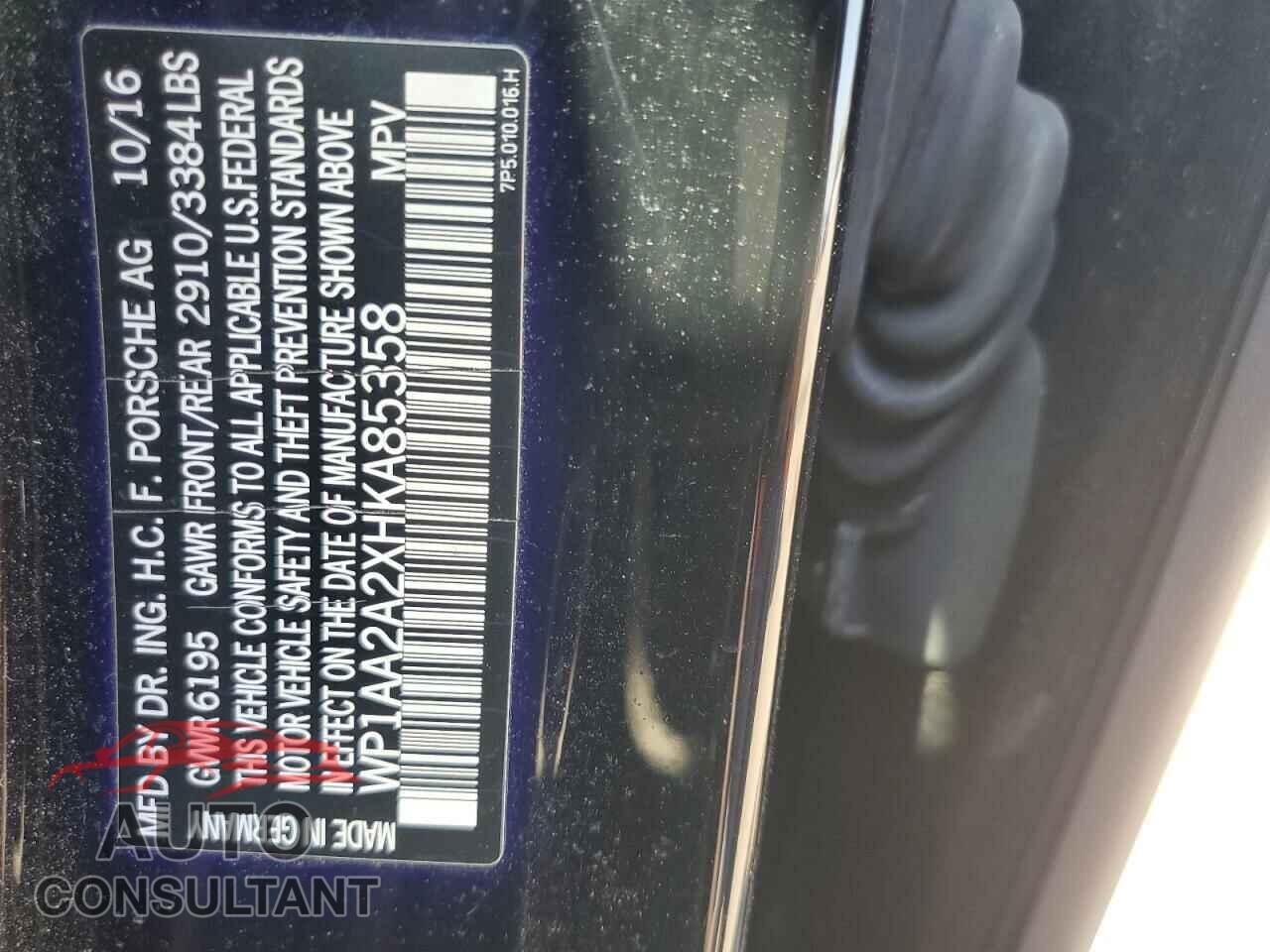 PORSCHE CAYENNE 2017 - WP1AA2A2XHKA85358