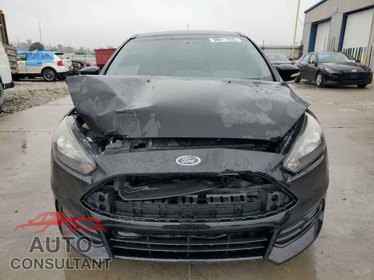 FORD FOCUS 2017 - 1FADP3L97HL332980