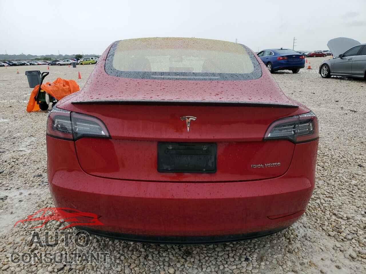 TESLA MODEL 3 2018 - 5YJ3E1EB3JF083778