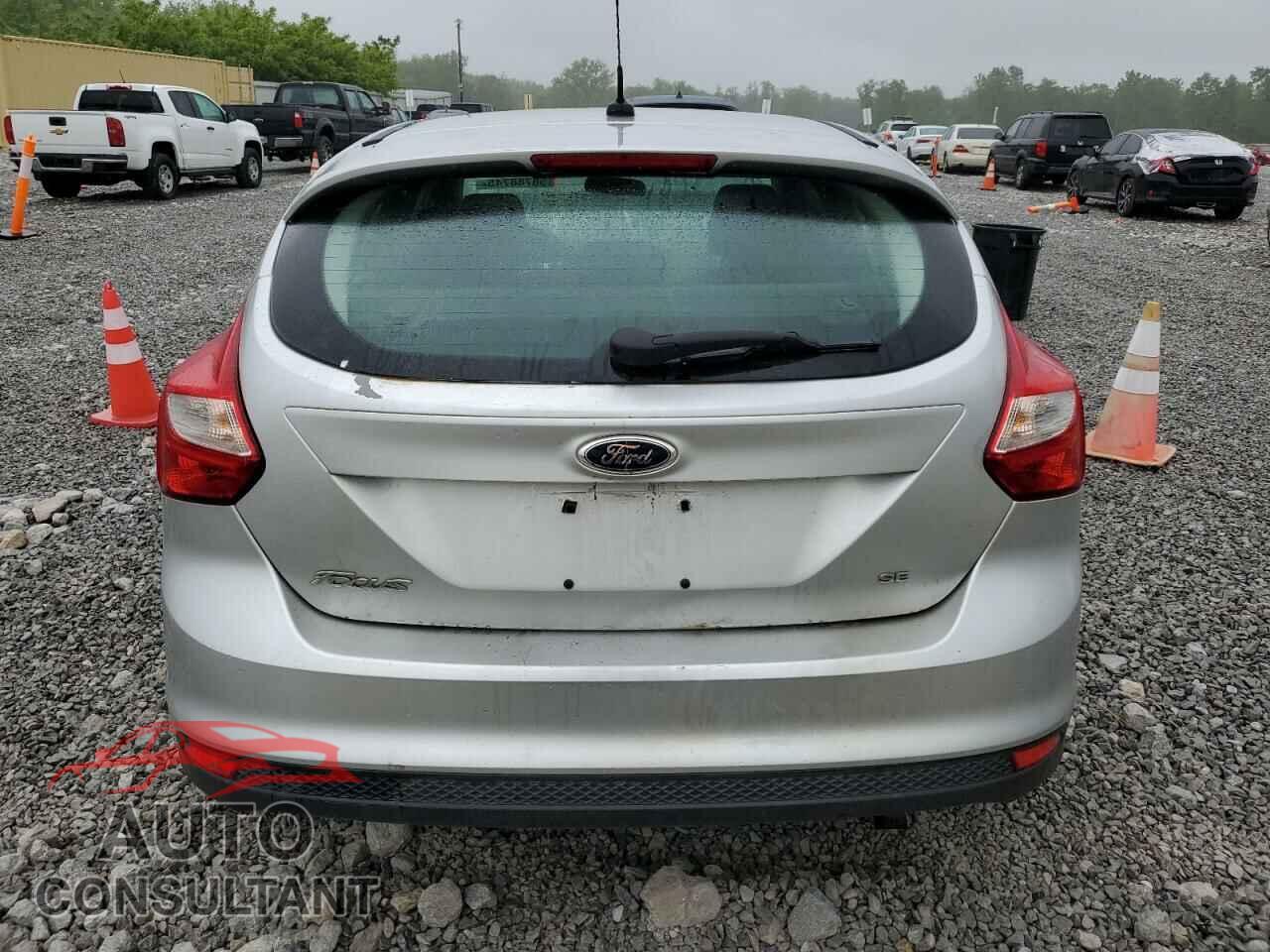 FORD FOCUS 2012 - 1FAHP3K20CL276363
