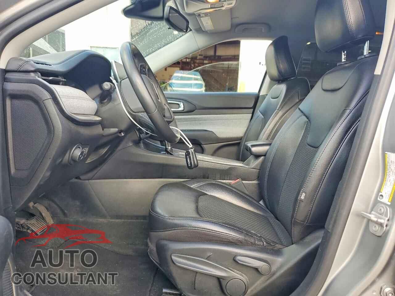 JEEP COMPASS 2022 - 3C4NJDBB7NT180645