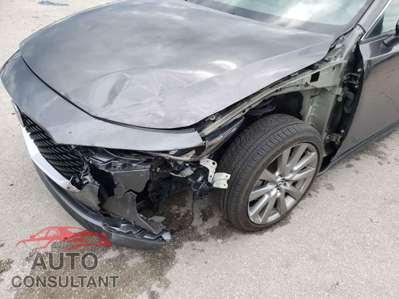 MAZDA 3 2019 - 3MZBPADL7KM109759