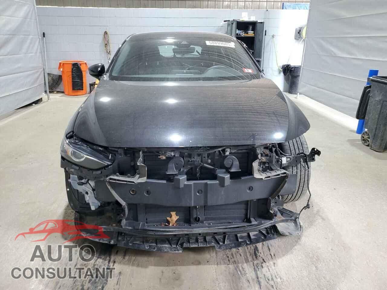 MAZDA 3 2019 - JM1BPBMM3K1125925