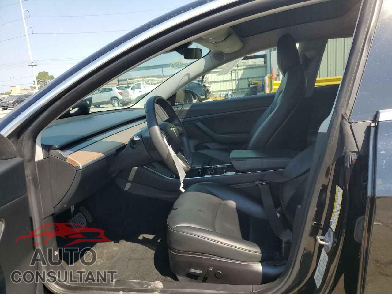 TESLA MODEL 3 2020 - 5YJ3E1EA3LF611295