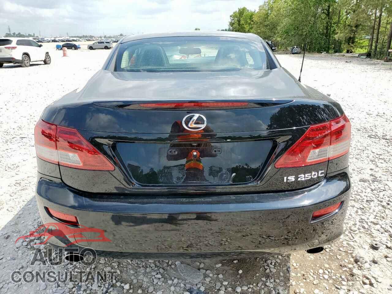 LEXUS IS 2015 - JTHFF2C27F2532469