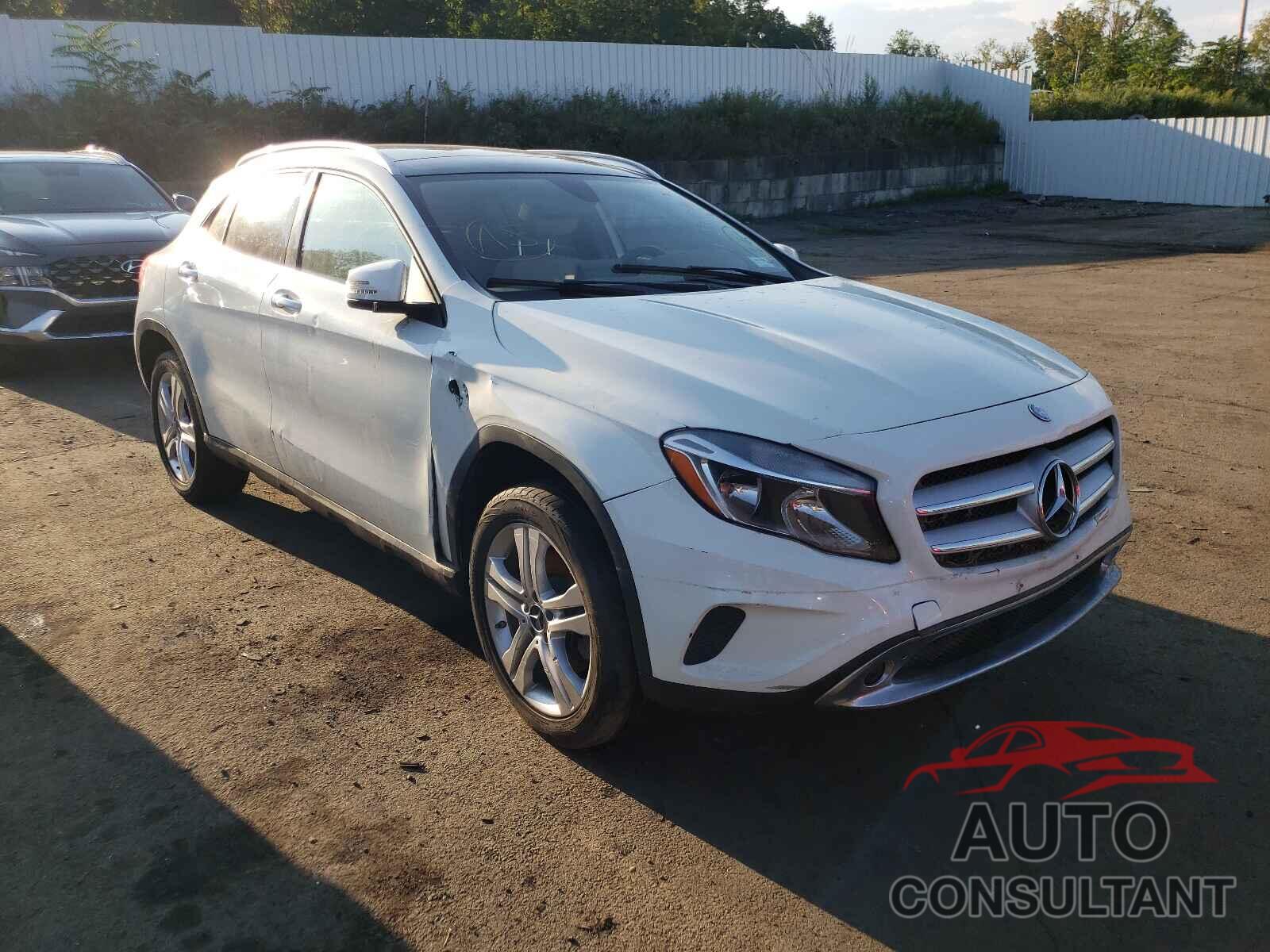 MERCEDES-BENZ GLA-CLASS 2017 - WDCTG4GB9HJ318870