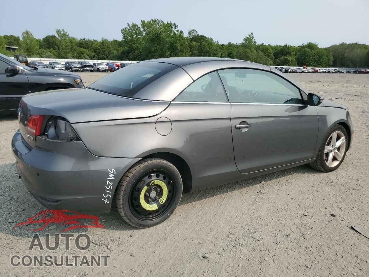 VOLKSWAGEN EOS 2012 - WVWFW7AH2CV003978