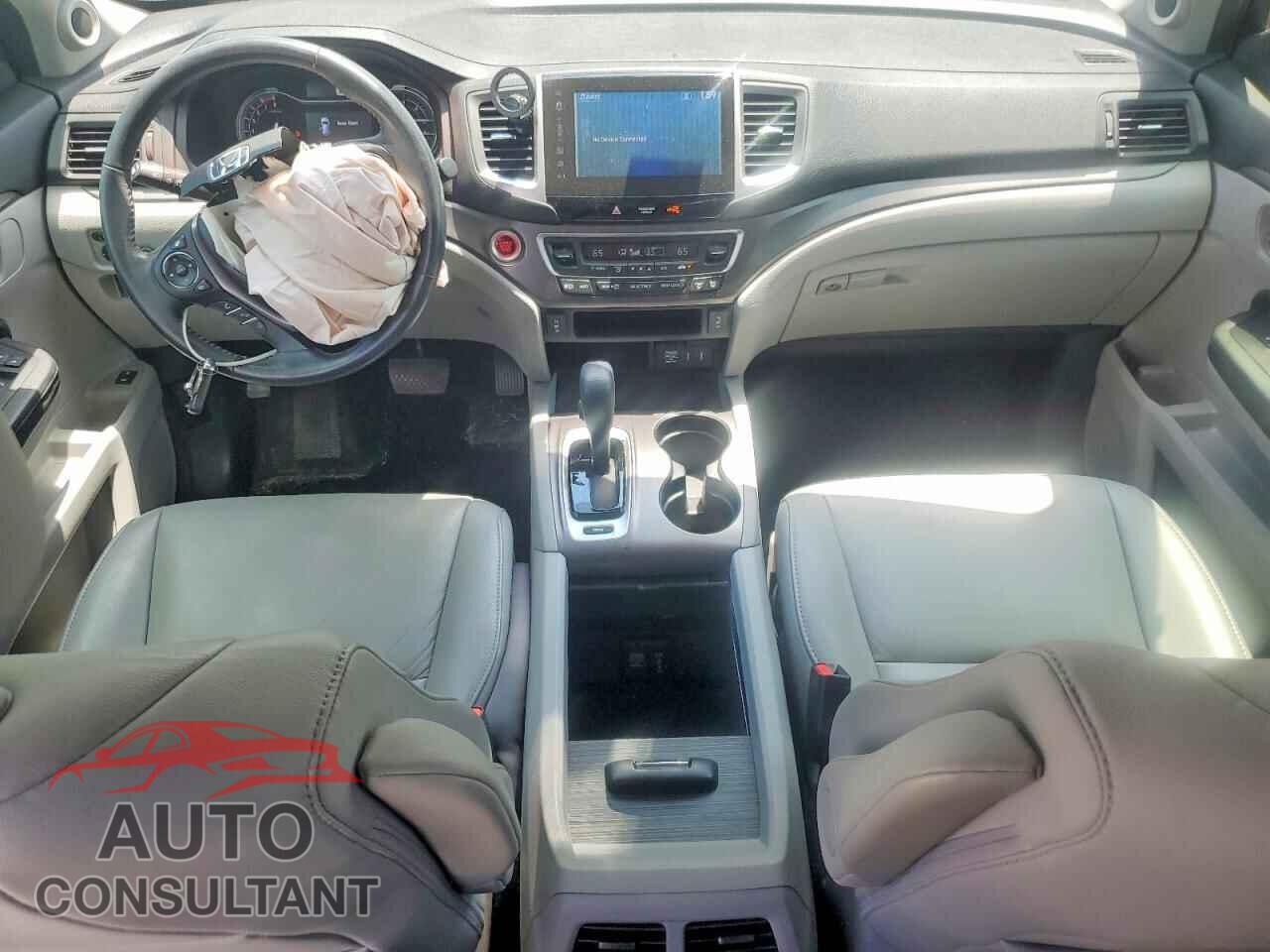 HONDA PILOT 2017 - 5FNYF5H55HB008056