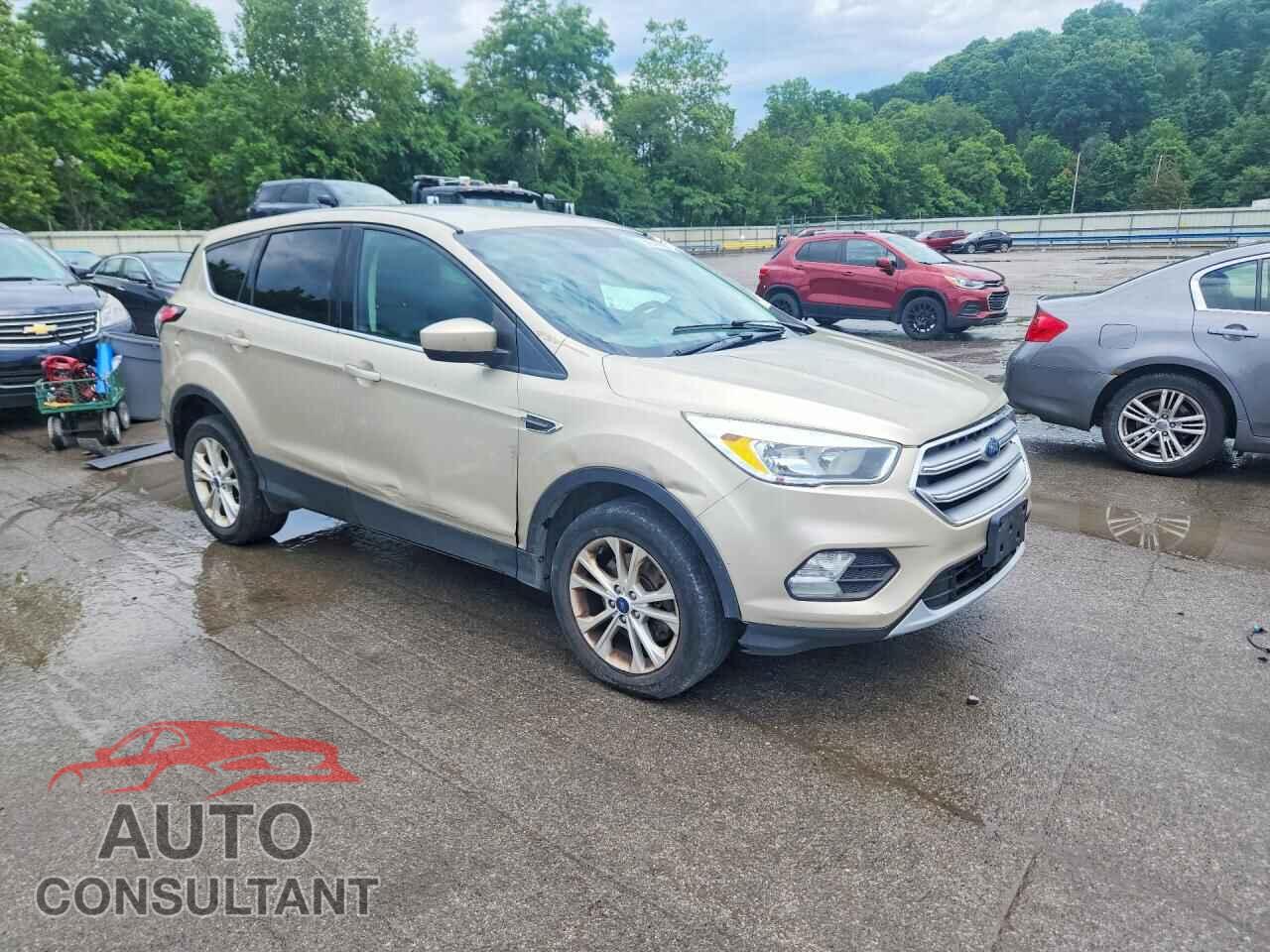 FORD ESCAPE 2017 - 1FMCU9GD4HUC08588