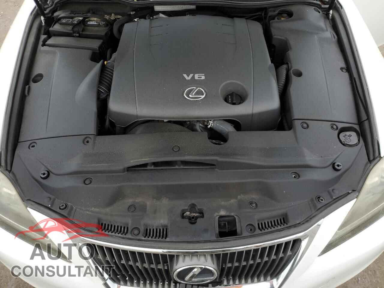 LEXUS IS 2013 - JTHCF5C27D5061682