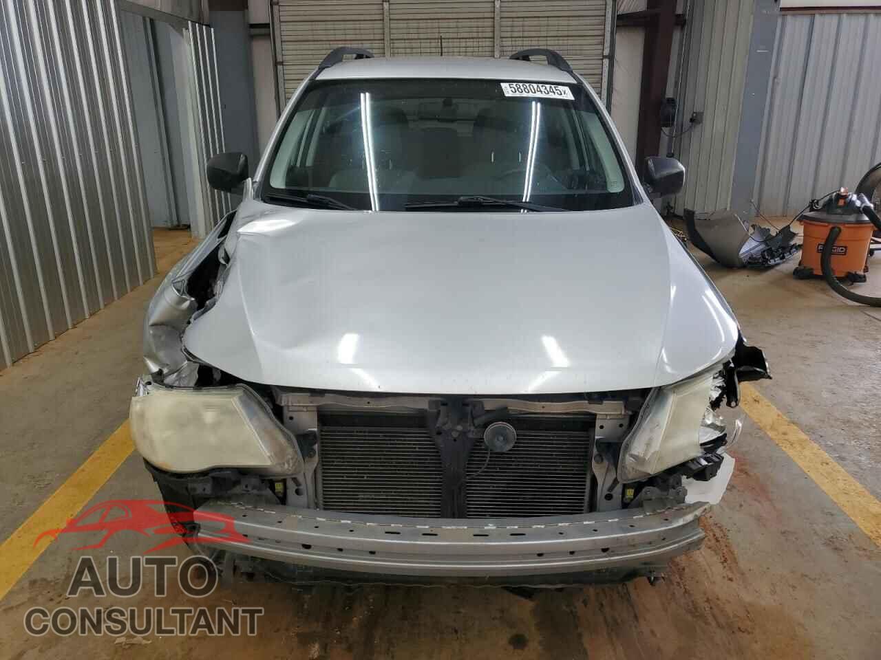 SUBARU FORESTER 2011 - JF2SHBB5CBH737320