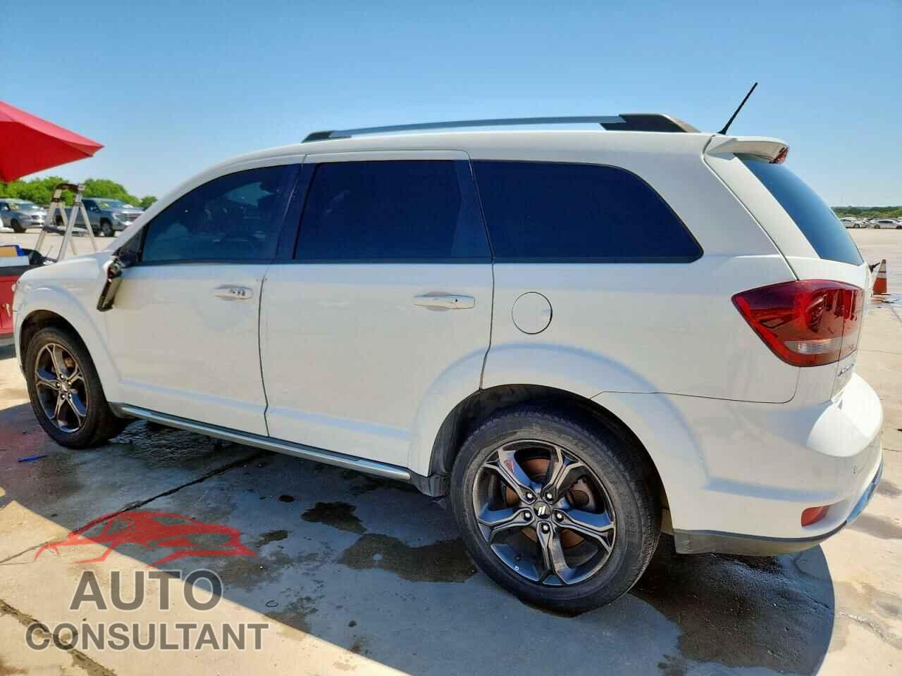 DODGE JOURNEY 2018 - 3C4PDCGG3JT274210