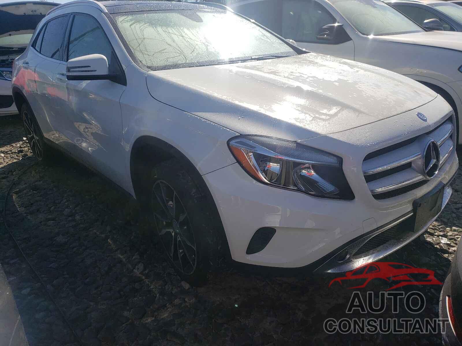 MERCEDES-BENZ GLA-CLASS 2017 - WDCTG4GB7HJ292043