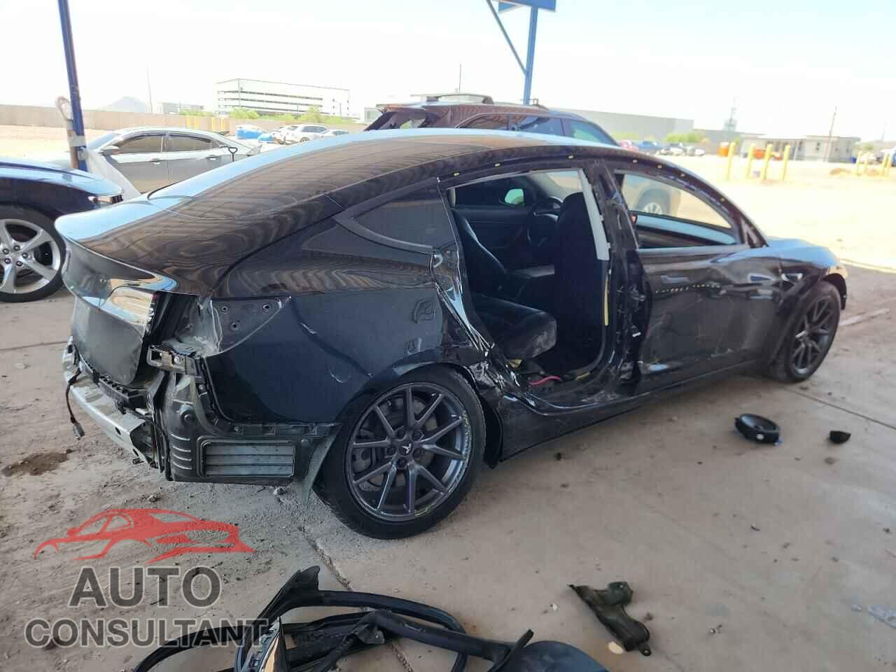 TESLA MODEL 3 2019 - 5YJ3E1EA2KF306739