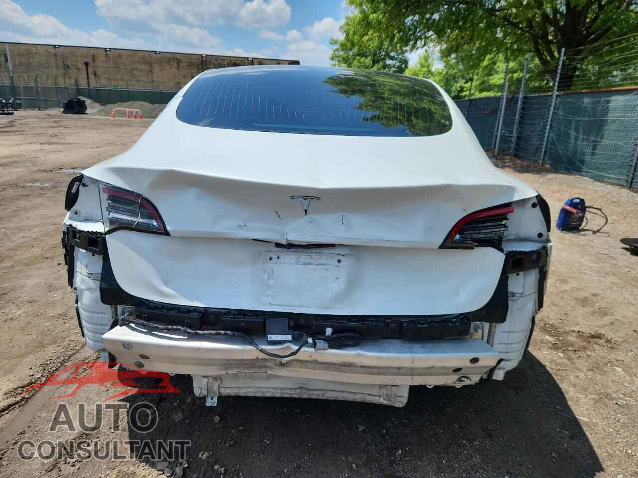 TESLA MODEL 3 2020 - 5YJ3E1EAXLF632323