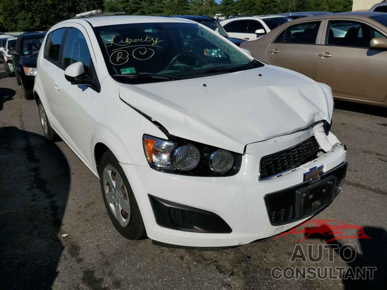 CHEVROLET SONIC 2016 - 1G1JA6SGXG4168013