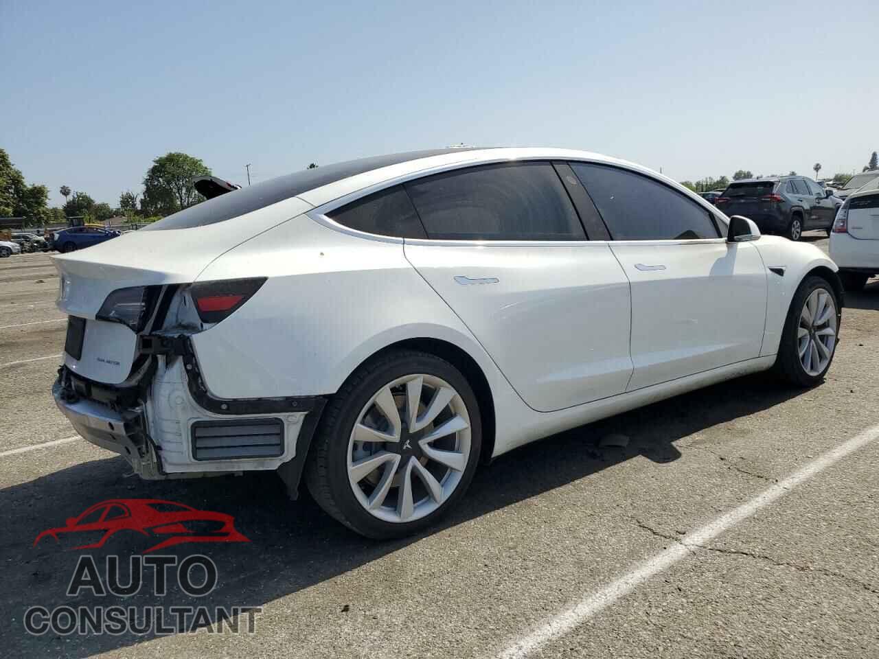 TESLA MODEL 3 2019 - 5YJ3E1EB2KF498527